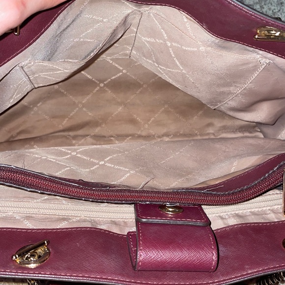 Michael Kors Burgundy Tote Bag - Picture 11 of 16